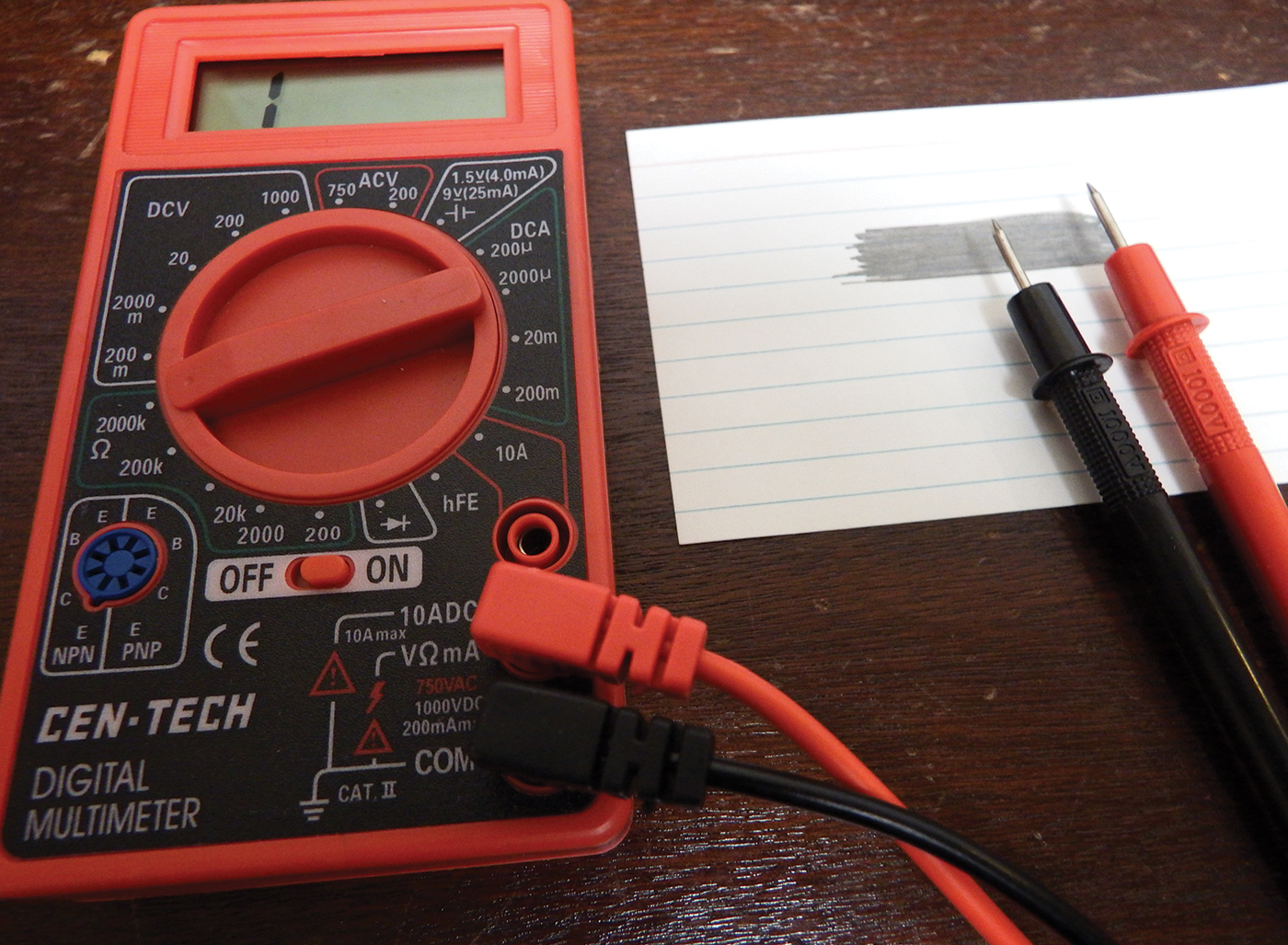Checking resistance with probe and multimeter