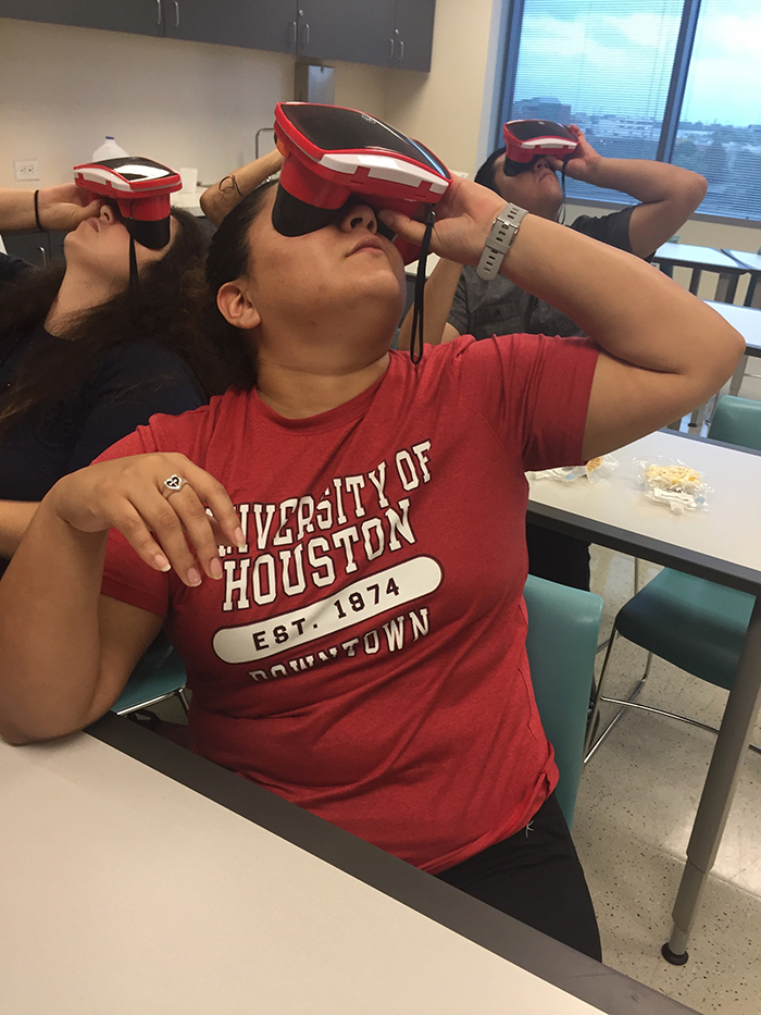 UHD students take a virtual tour of the International Space Station and are shown how to incorporate this technology into their classrooms. Photo by Franklin S. Allaire – University of Houston-Downton.