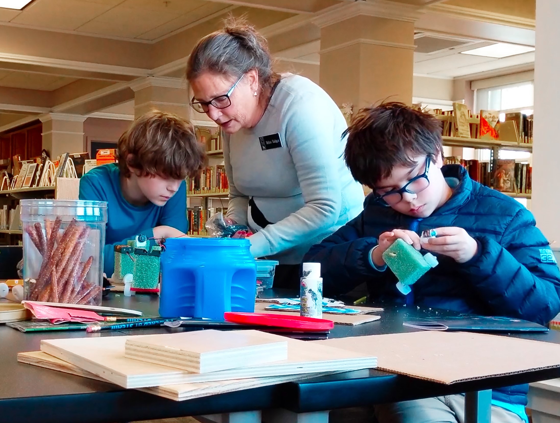 A library educator modeling a STEM facilitation skill.