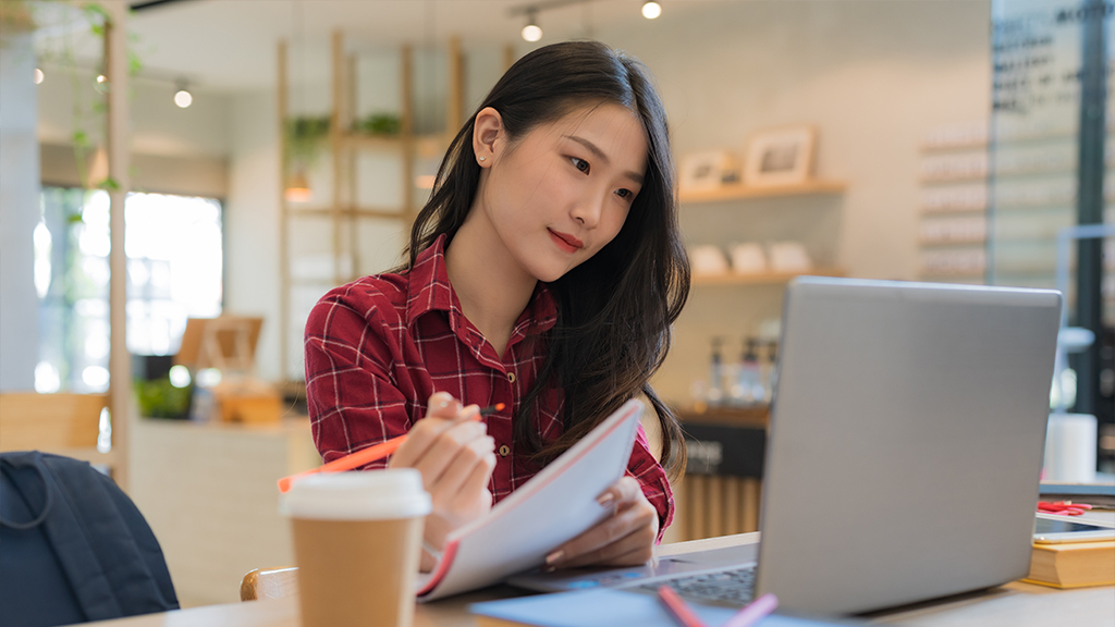 Rethinking Online Science Learning