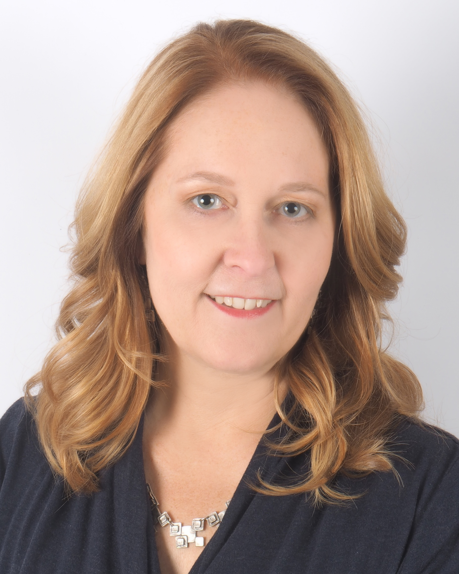 headshot of Christine Royce