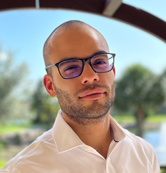Christopher Morales headshot