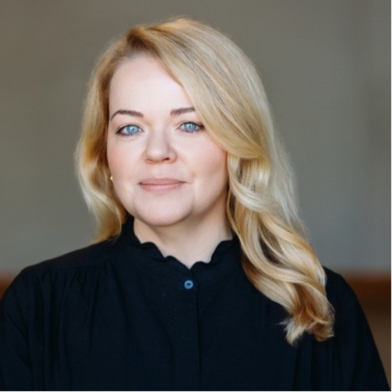 Tara Graham headshot